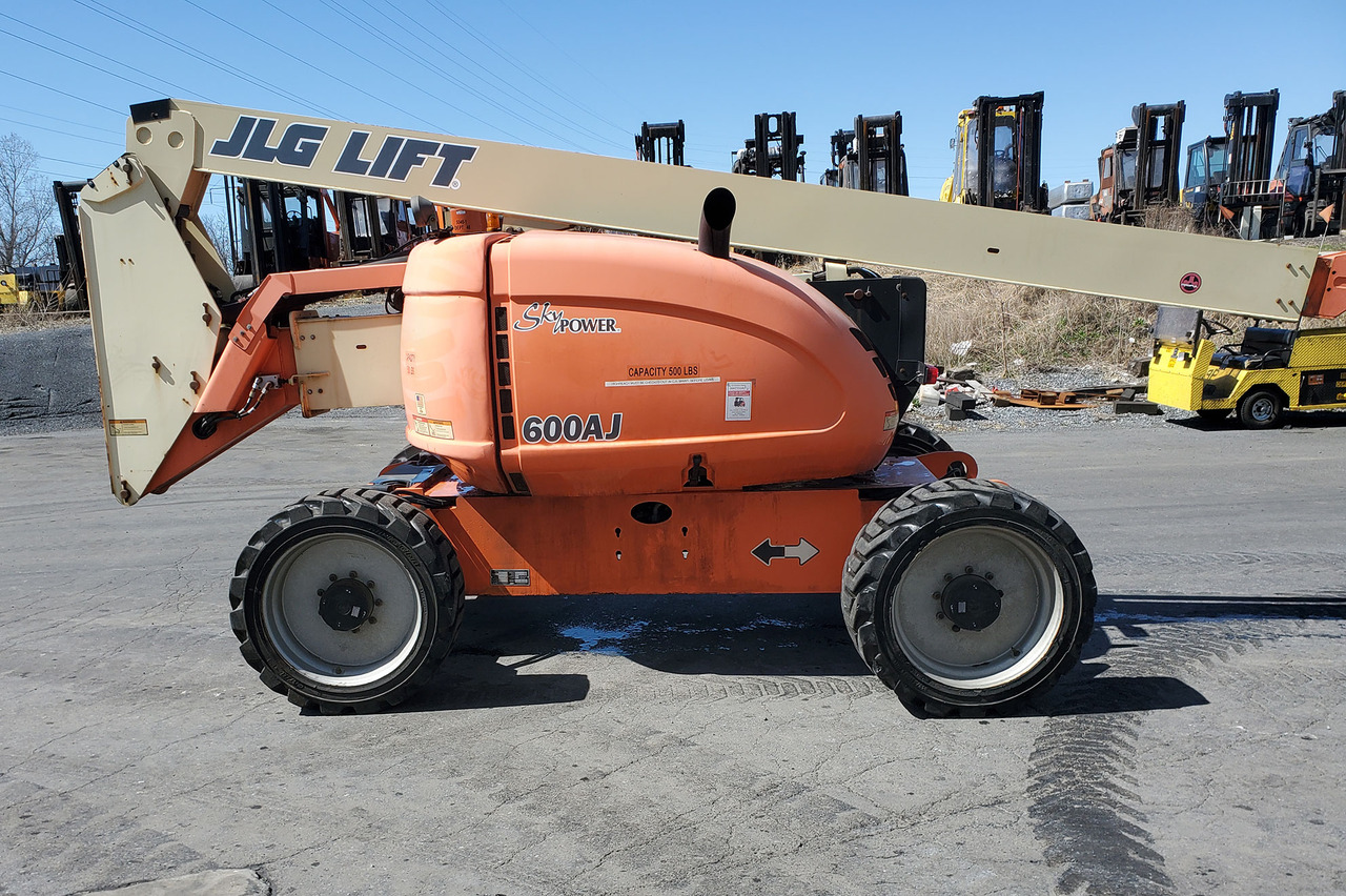 JLG 600AJ - Teleskooppikuormaaja: kuva JLG 600AJ - Teleskooppikuormaaja JLG 600AJ - Teleskooppikuormaaja: kuva JLG 600AJ - Teleskooppikuormaaja