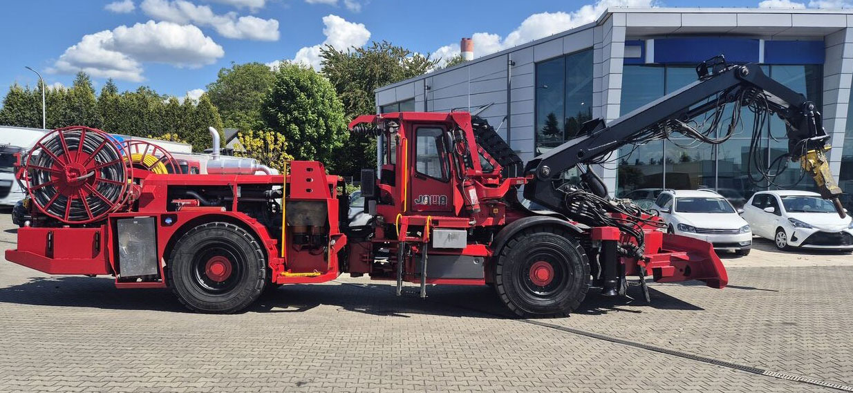 Jama SBU8000 - Kaivostoiminta kone: kuva Jama SBU8000 - Kaivostoiminta kone Jama SBU8000 - Kaivostoiminta kone: kuva Jama SBU8000 - Kaivostoiminta kone