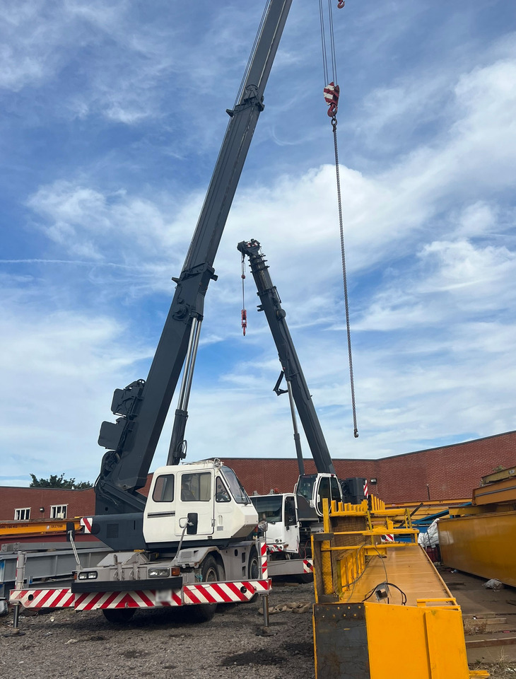 Kobelco RK200 - Ajoneuvonosturi: kuva Kobelco RK200 - Ajoneuvonosturi Kobelco RK200 - Ajoneuvonosturi: kuva Kobelco RK200 - Ajoneuvonosturi