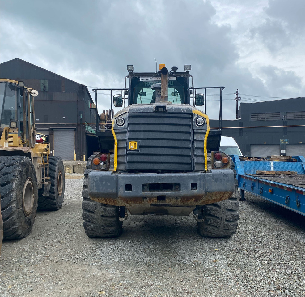 Komatsu WA380-7 - Pyöräkuormaaja: kuva Komatsu WA380-7 - Pyöräkuormaaja Komatsu WA380-7 - Pyöräkuormaaja: kuva Komatsu WA380-7 - Pyöräkuormaaja