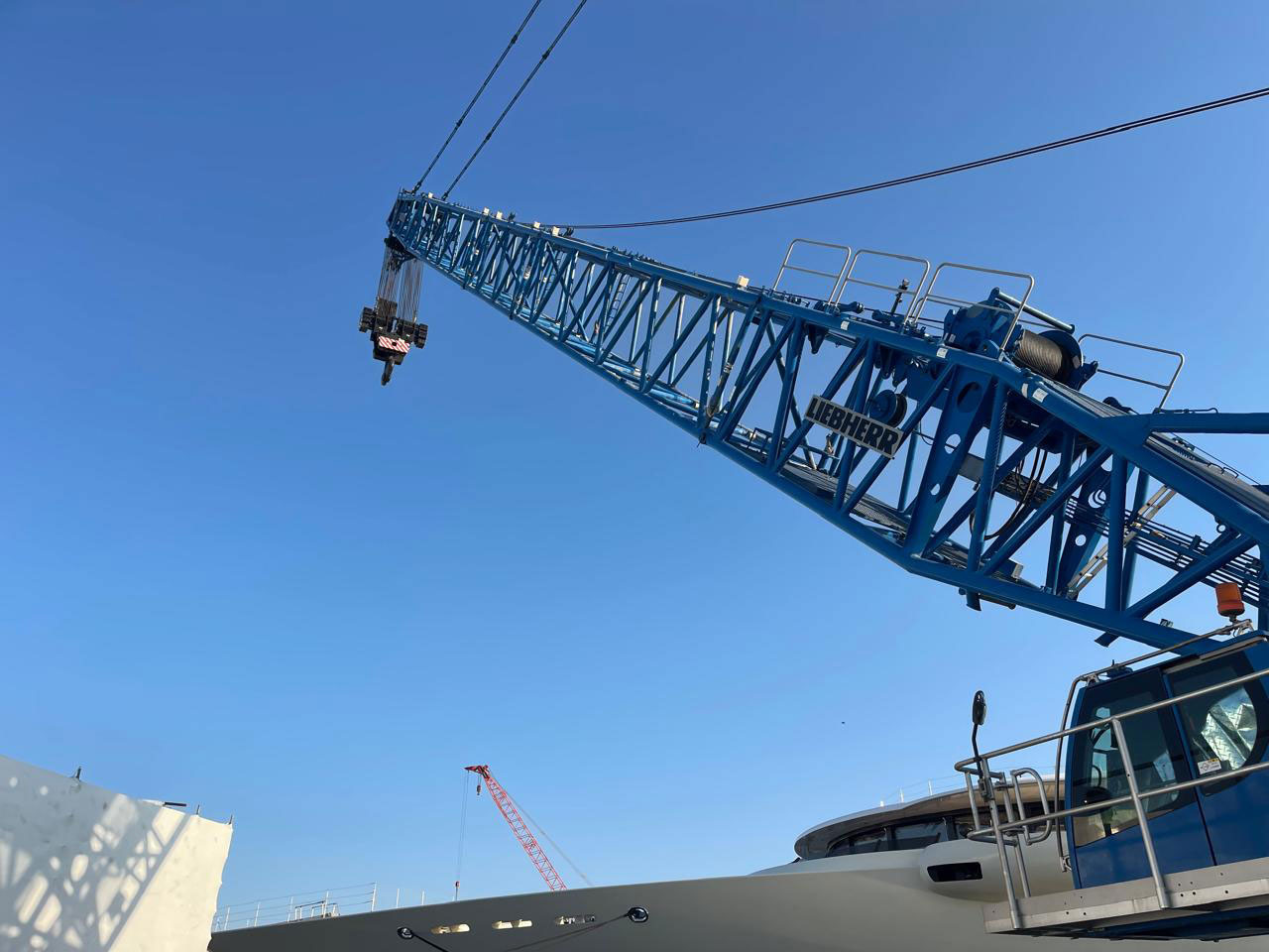 Liebherr LR1750-2 - Telaketjunosturi: kuva Liebherr LR1750-2 - Telaketjunosturi Liebherr LR1750-2 - Telaketjunosturi: kuva Liebherr LR1750-2 - Telaketjunosturi