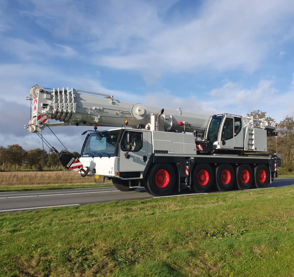 Liebherr LTM 1095-5.1 - Ajoneuvonosturi: kuva Liebherr LTM 1095-5.1 - Ajoneuvonosturi Liebherr LTM 1095-5.1 - Ajoneuvonosturi: kuva Liebherr LTM 1095-5.1 - Ajoneuvonosturi