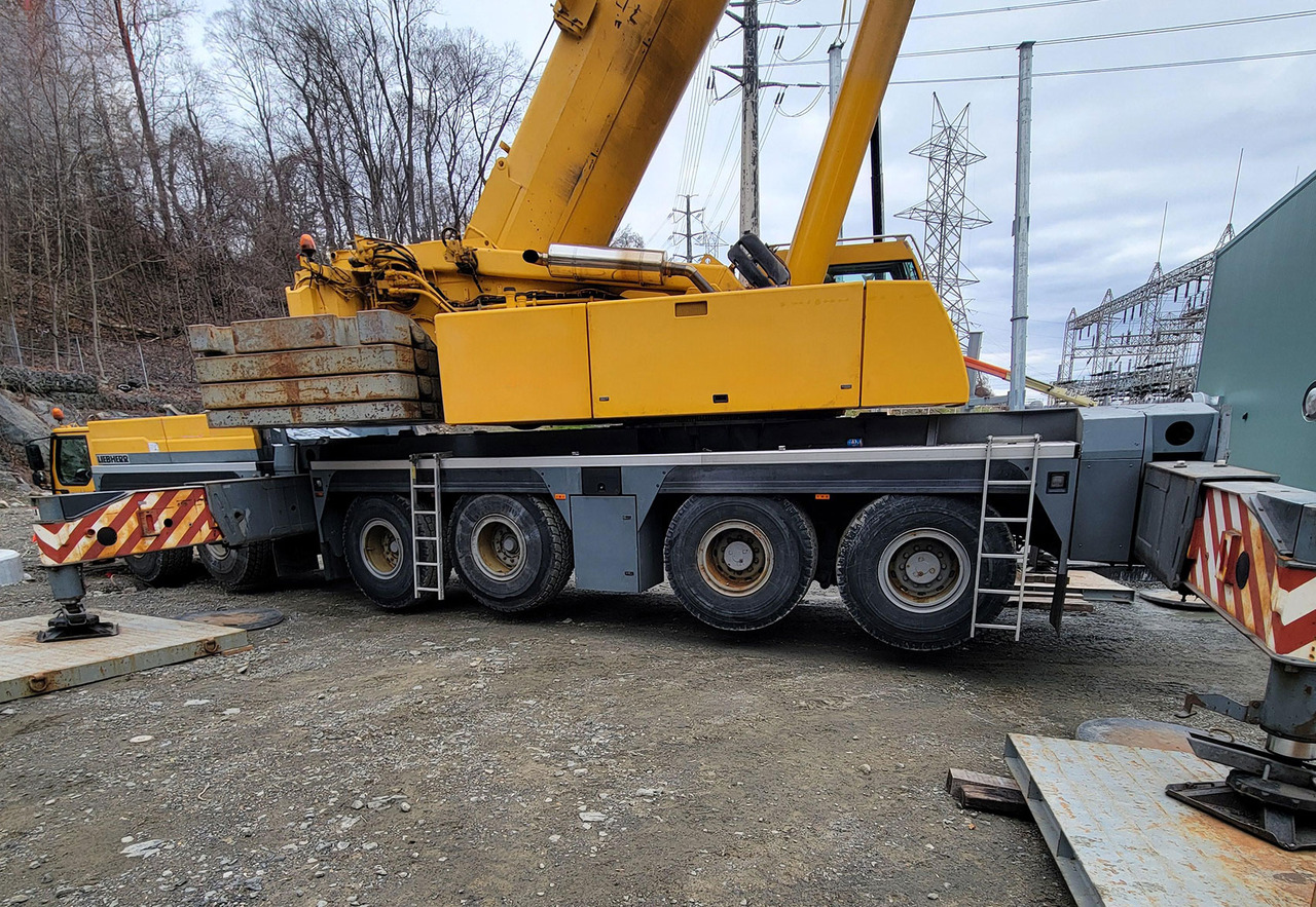 Liebherr LTM 1250-6.1 - Ajoneuvonosturi: kuva Liebherr LTM 1250-6.1 - Ajoneuvonosturi Liebherr LTM 1250-6.1 - Ajoneuvonosturi: kuva Liebherr LTM 1250-6.1 - Ajoneuvonosturi