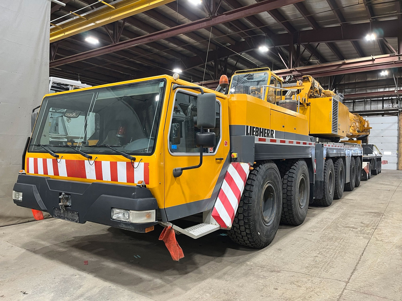 Liebherr LTM 1300-6.1 - Ajoneuvonosturi: kuva Liebherr LTM 1300-6.1 - Ajoneuvonosturi Liebherr LTM 1300-6.1 - Ajoneuvonosturi: kuva Liebherr LTM 1300-6.1 - Ajoneuvonosturi