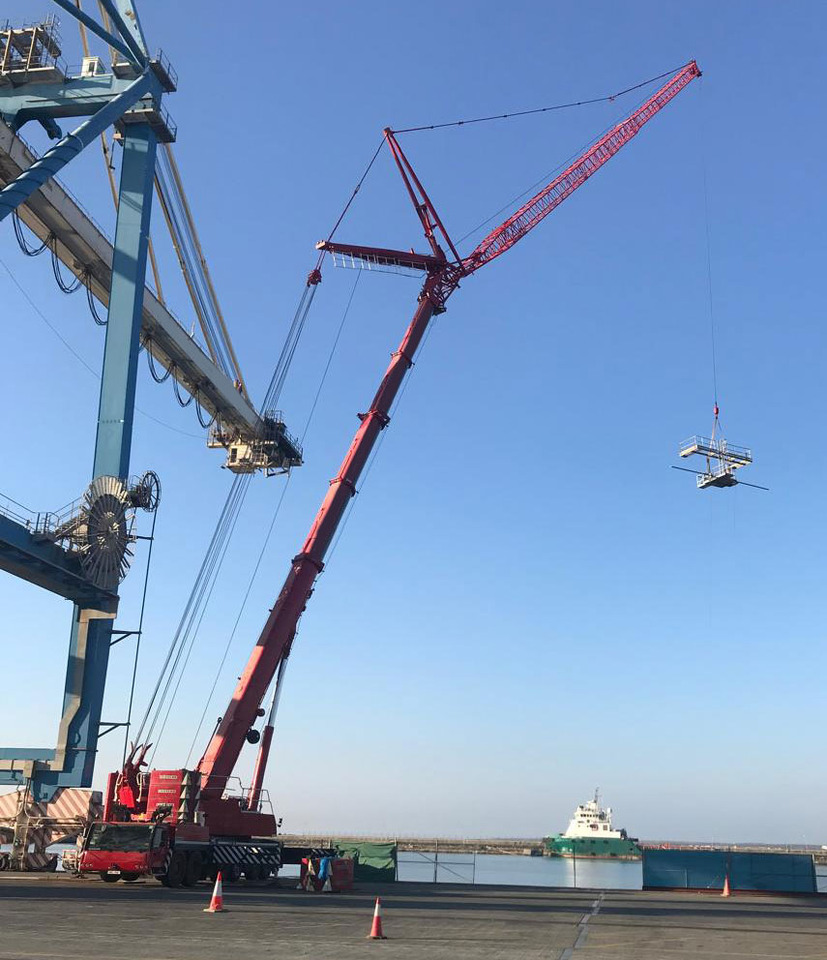 Liebherr LTM 1350-6.1 - Ajoneuvonosturi: kuva Liebherr LTM 1350-6.1 - Ajoneuvonosturi Liebherr LTM 1350-6.1 - Ajoneuvonosturi: kuva Liebherr LTM 1350-6.1 - Ajoneuvonosturi