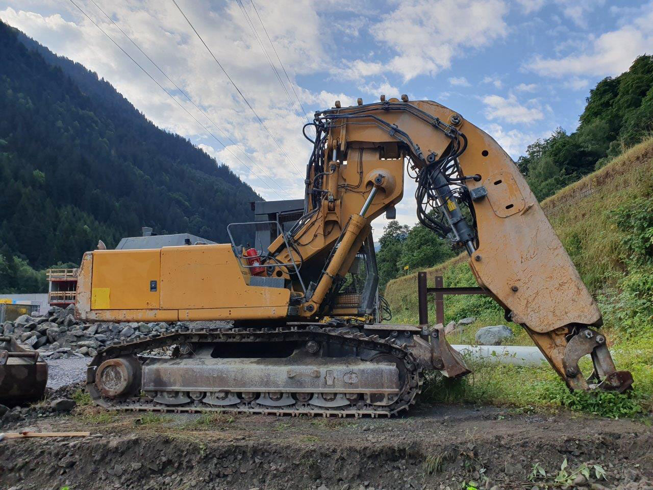 Liebherr R943T - Telakaivukone: kuva Liebherr R943T - Telakaivukone Liebherr R943T - Telakaivukone: kuva Liebherr R943T - Telakaivukone