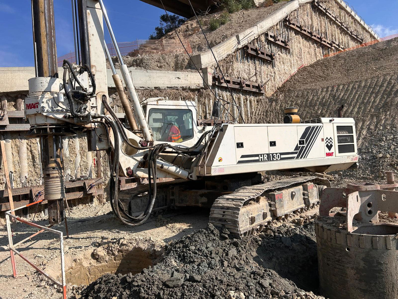 MAIT HR130 - Paalujuntta: kuva MAIT HR130 - Paalujuntta MAIT HR130 - Paalujuntta: kuva MAIT HR130 - Paalujuntta