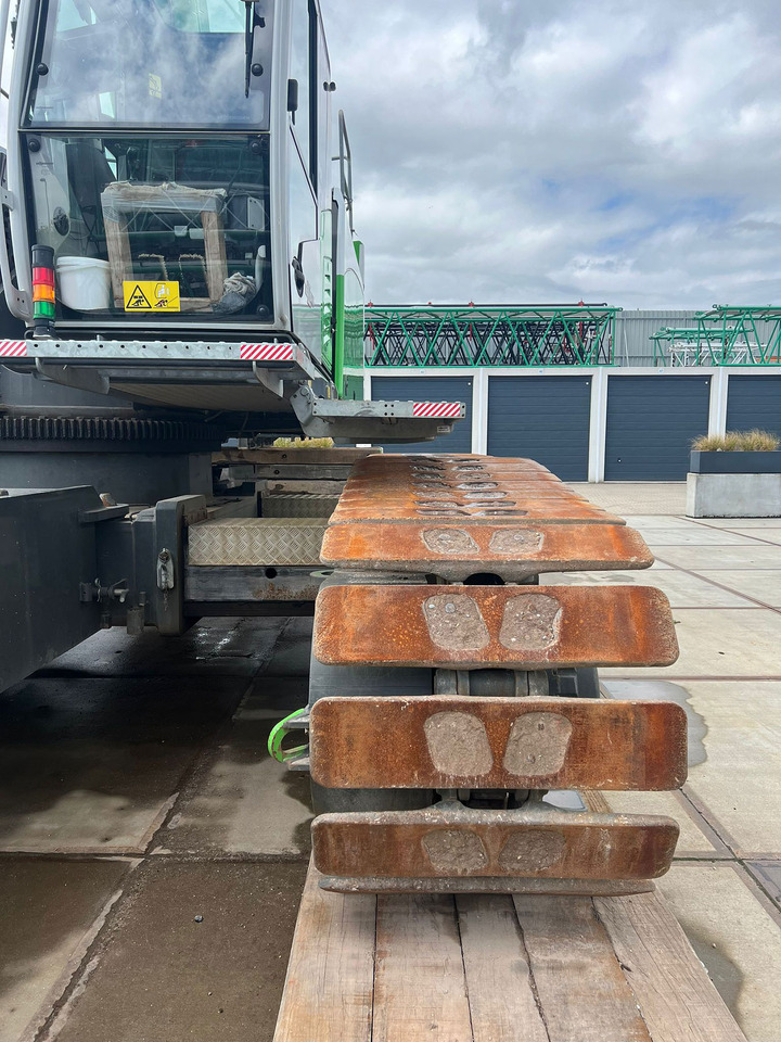 Sennebogen 673 - Telaketjunosturi: kuva Sennebogen 673 - Telaketjunosturi Sennebogen 673 - Telaketjunosturi: kuva Sennebogen 673 - Telaketjunosturi