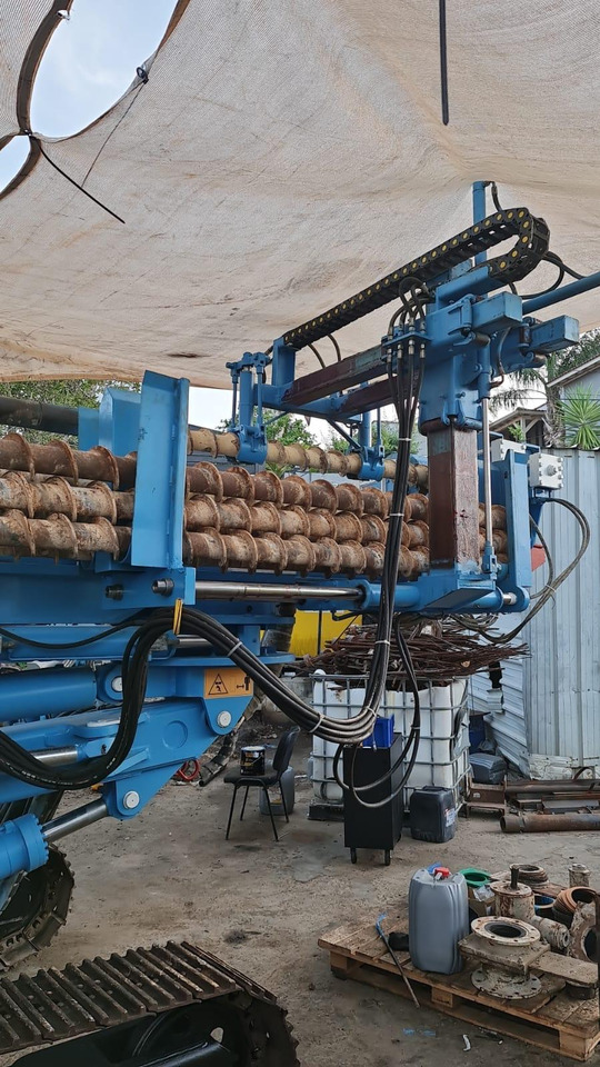 Soilmec SM-14 - Porakone: kuva Soilmec SM-14 - Porakone Soilmec SM-14 - Porakone: kuva Soilmec SM-14 - Porakone