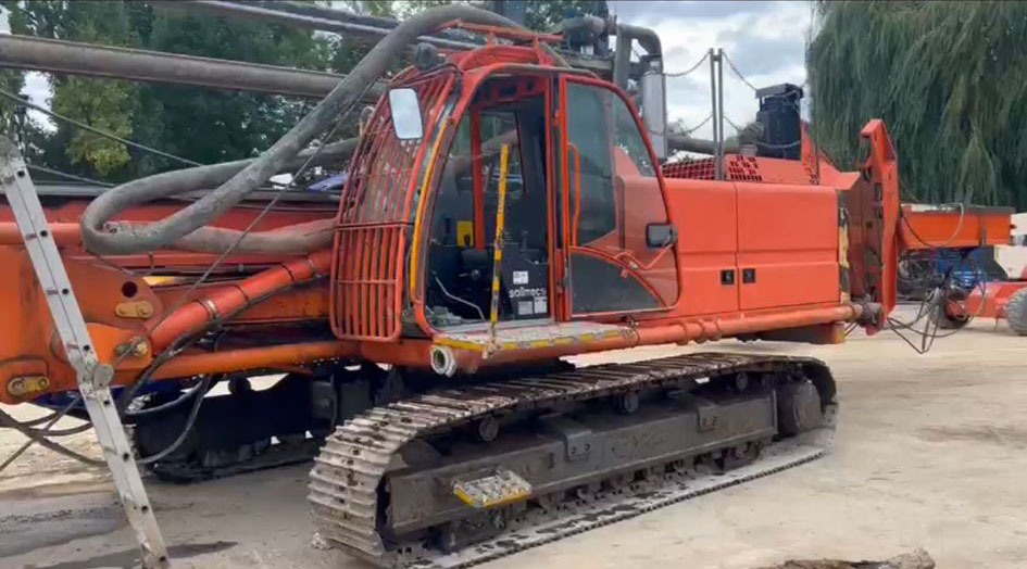 Soilmec SR-30 - Paalujuntta: kuva Soilmec SR-30 - Paalujuntta Soilmec SR-30 - Paalujuntta: kuva Soilmec SR-30 - Paalujuntta