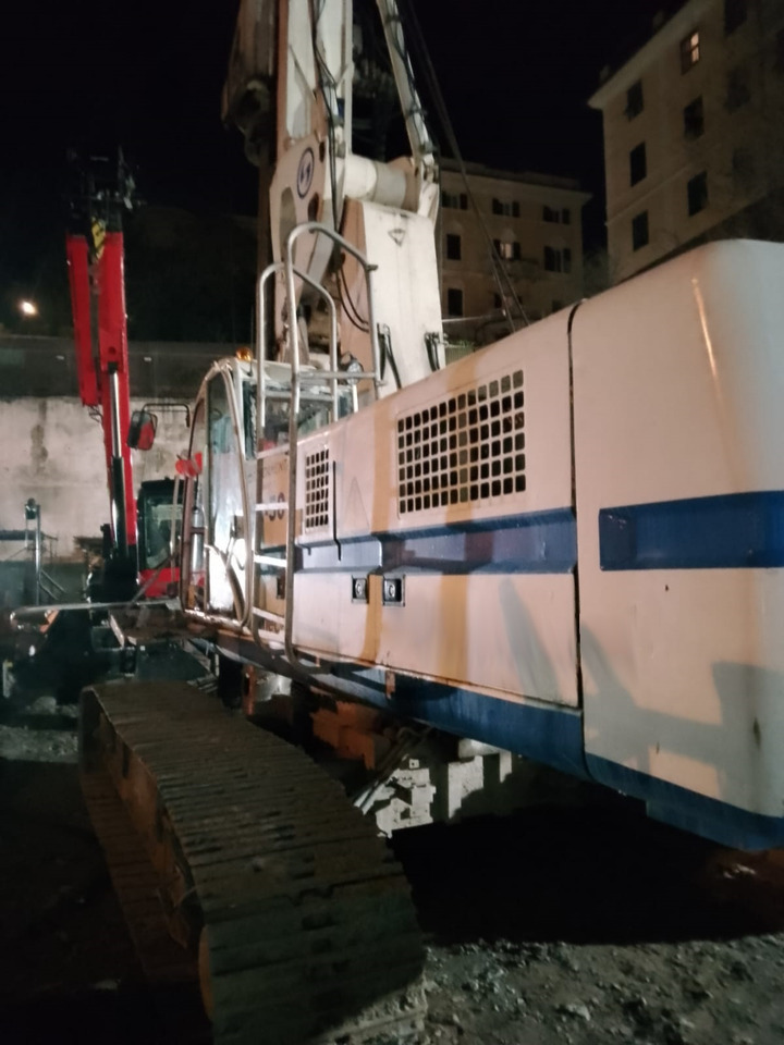 Soilmec SR-50 - Paalujuntta: kuva Soilmec SR-50 - Paalujuntta Soilmec SR-50 - Paalujuntta: kuva Soilmec SR-50 - Paalujuntta