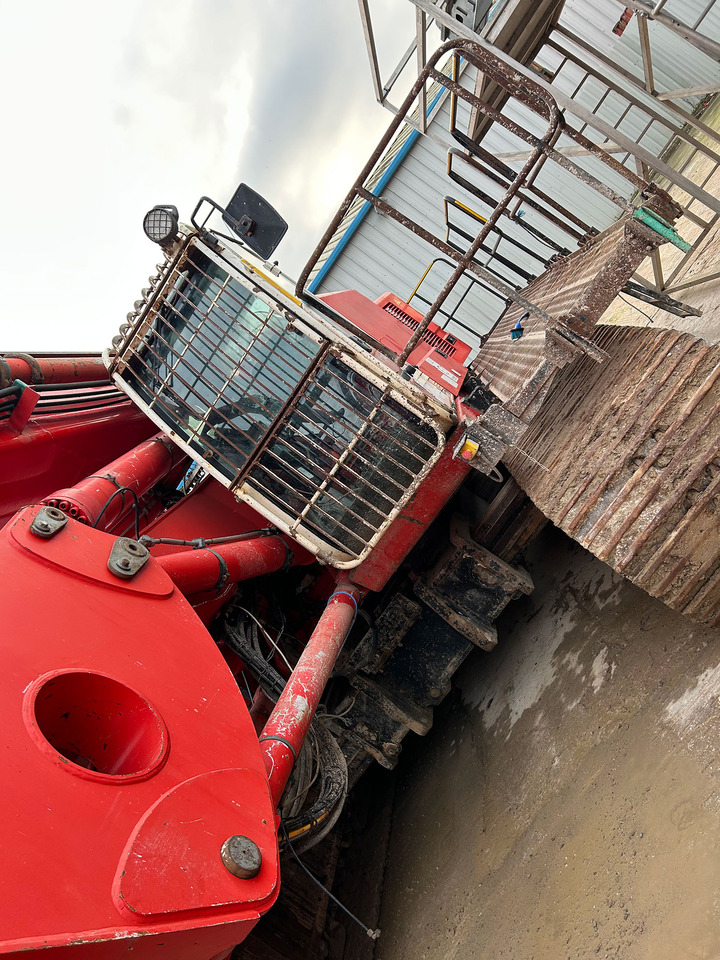Soilmec SR-70 - Paalujuntta: kuva Soilmec SR-70 - Paalujuntta Soilmec SR-70 - Paalujuntta: kuva Soilmec SR-70 - Paalujuntta
