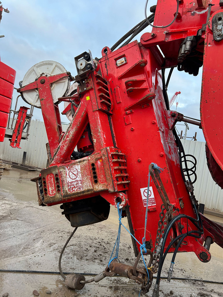 Soilmec SR-70 - Paalujuntta: kuva Soilmec SR-70 - Paalujuntta Soilmec SR-70 - Paalujuntta: kuva Soilmec SR-70 - Paalujuntta