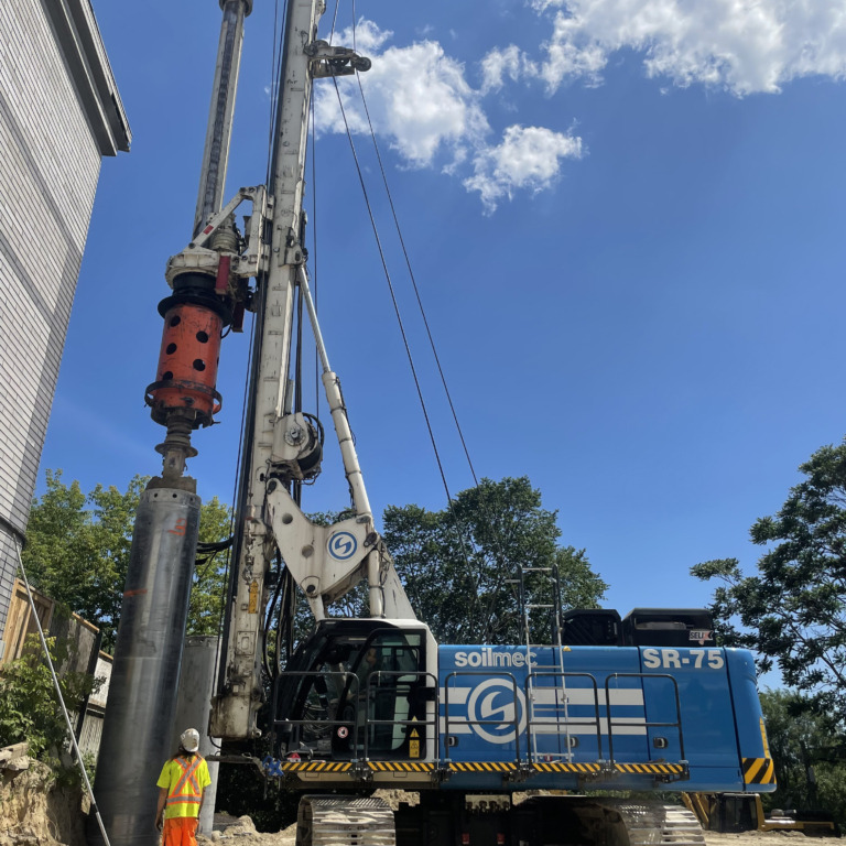 Soilmec SR-75 - Paalujuntta: kuva Soilmec SR-75 - Paalujuntta Soilmec SR-75 - Paalujuntta: kuva Soilmec SR-75 - Paalujuntta
