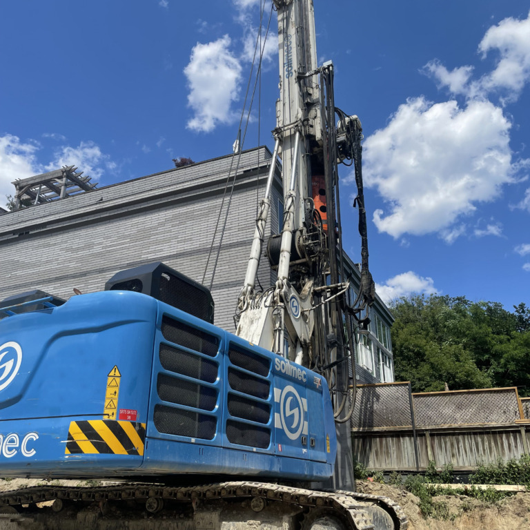 Soilmec SR-75 - Paalujuntta: kuva Soilmec SR-75 - Paalujuntta Soilmec SR-75 - Paalujuntta: kuva Soilmec SR-75 - Paalujuntta