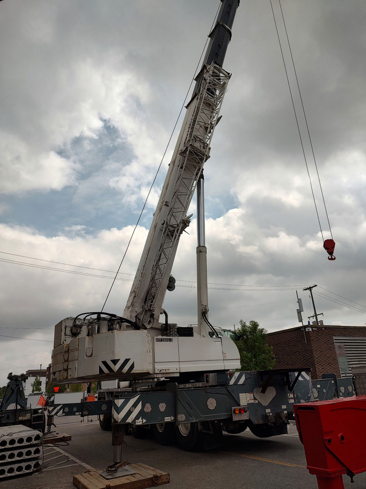 Tadano ATF 220G-5 - Kaikki maastonosturi: kuva Tadano ATF 220G-5 - Kaikki maastonosturi Tadano ATF 220G-5 - Kaikki maastonosturi: kuva Tadano ATF 220G-5 - Kaikki maastonosturi