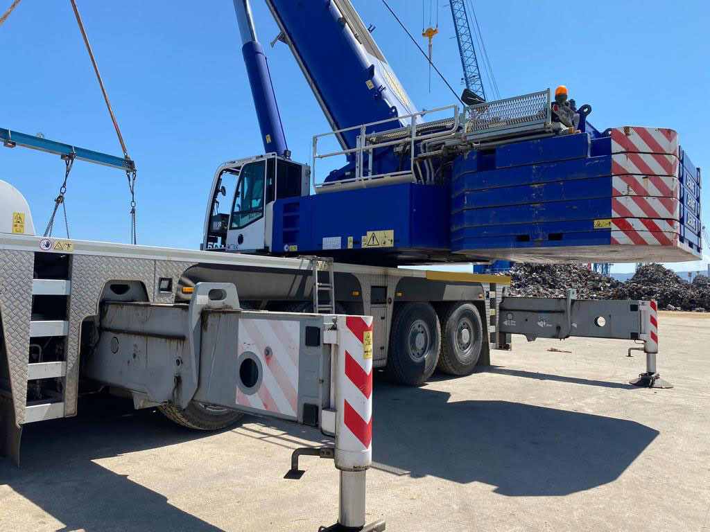 Terex Demag AC 350-6 - Ajoneuvonosturi: kuva Terex Demag AC 350-6 - Ajoneuvonosturi Terex Demag AC 350-6 - Ajoneuvonosturi: kuva Terex Demag AC 350-6 - Ajoneuvonosturi