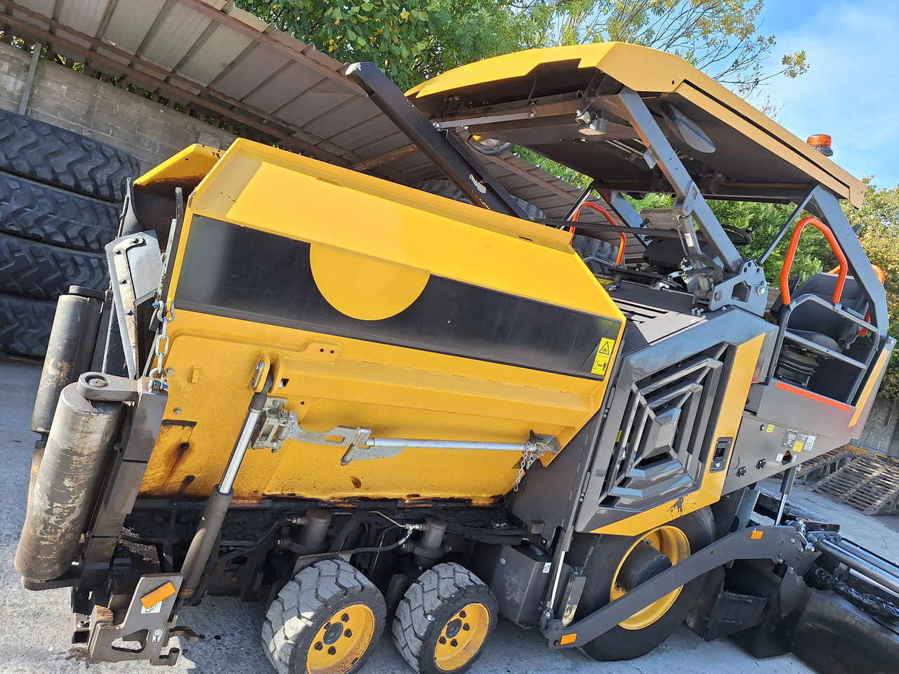 Volvo 3196 - Asfalttilevittimet: kuva Volvo 3196 - Asfalttilevittimet Volvo 3196 - Asfalttilevittimet: kuva Volvo 3196 - Asfalttilevittimet