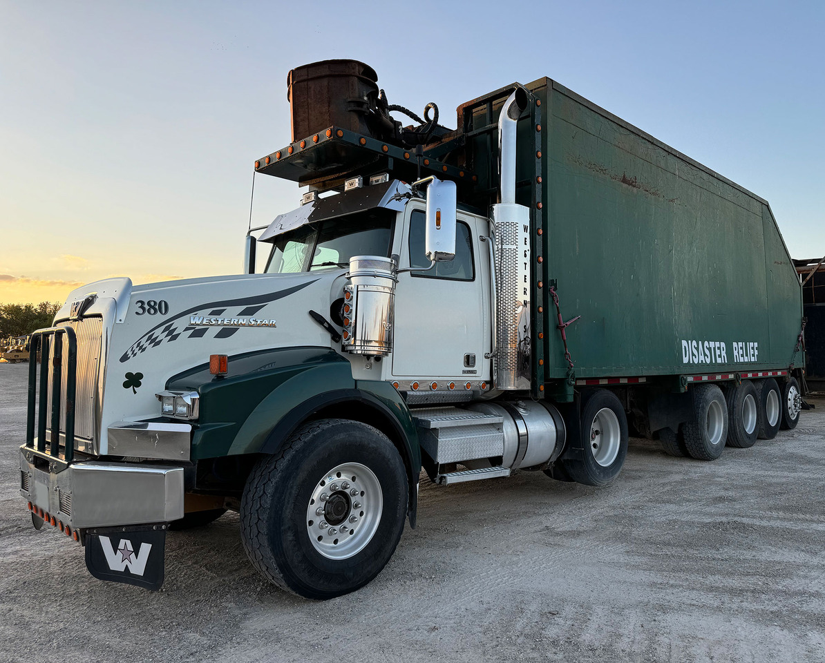 Western Star W4900 SB - Roska-auto: kuva Western Star W4900 SB - Roska-auto Western Star W4900 SB - Roska-auto: kuva Western Star W4900 SB - Roska-auto