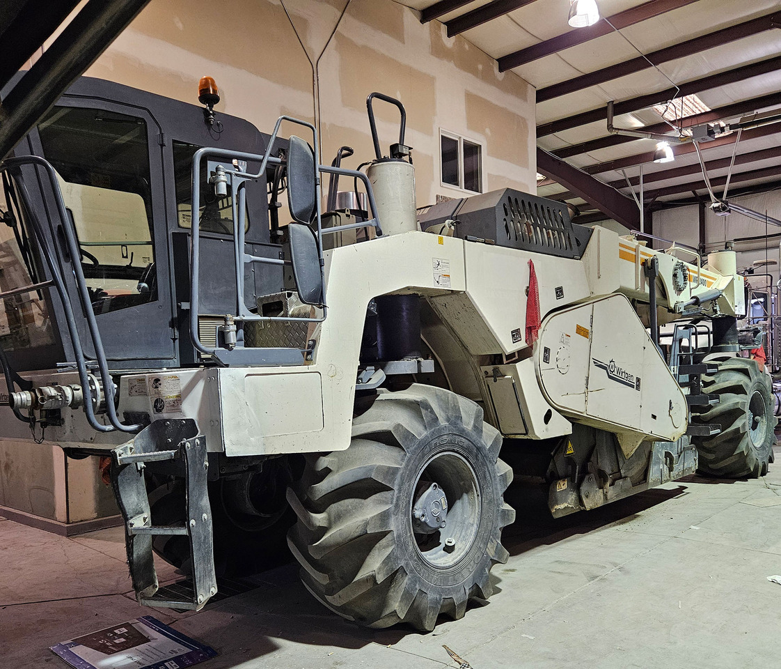 Wirtgen WR 2400 - Stabilointikone: kuva Wirtgen WR 2400 - Stabilointikone Wirtgen WR 2400 - Stabilointikone: kuva Wirtgen WR 2400 - Stabilointikone