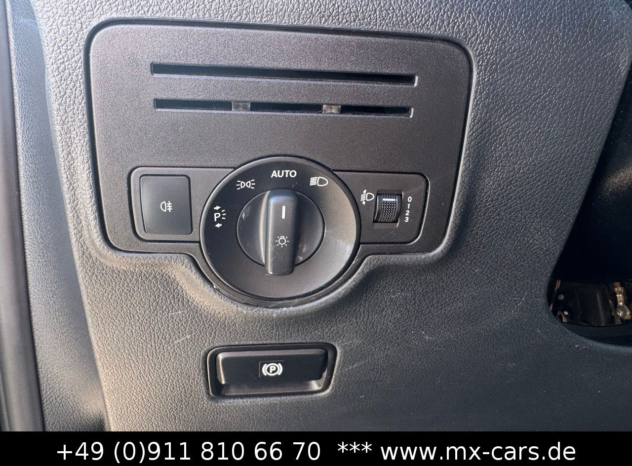 Pikkubussi Mercedes-Benz Vito 110 CDi lang Doka Mixto 6 Sitze Klima: kuva Pikkubussi Mercedes-Benz Vito 110 CDi lang Doka Mixto 6 Sitze Klima