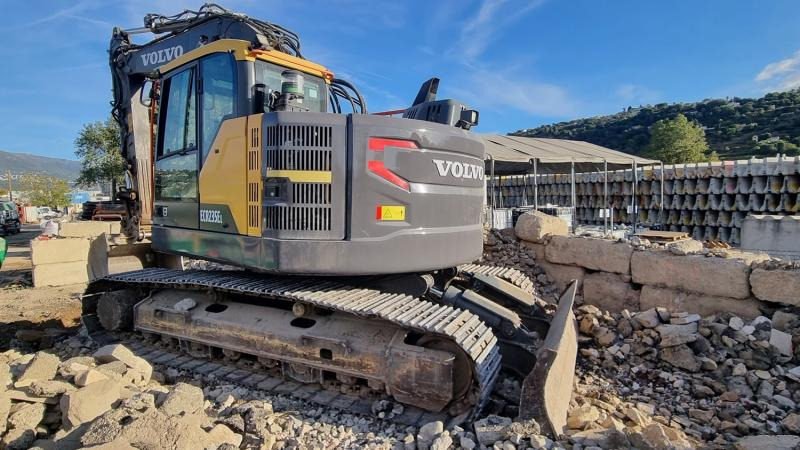 Volvo ecr235 - Telakaivukone: kuva Volvo ecr235 - Telakaivukone Volvo ecr235 - Telakaivukone: kuva Volvo ecr235 - Telakaivukone