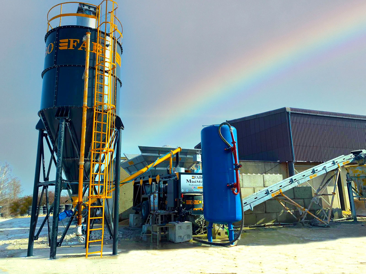 FABO mobile concrete batching plant - Betoniasema: kuva FABO mobile concrete batching plant - Betoniasema FABO mobile concrete batching plant - Betoniasema: kuva FABO mobile concrete batching plant - Betoniasema