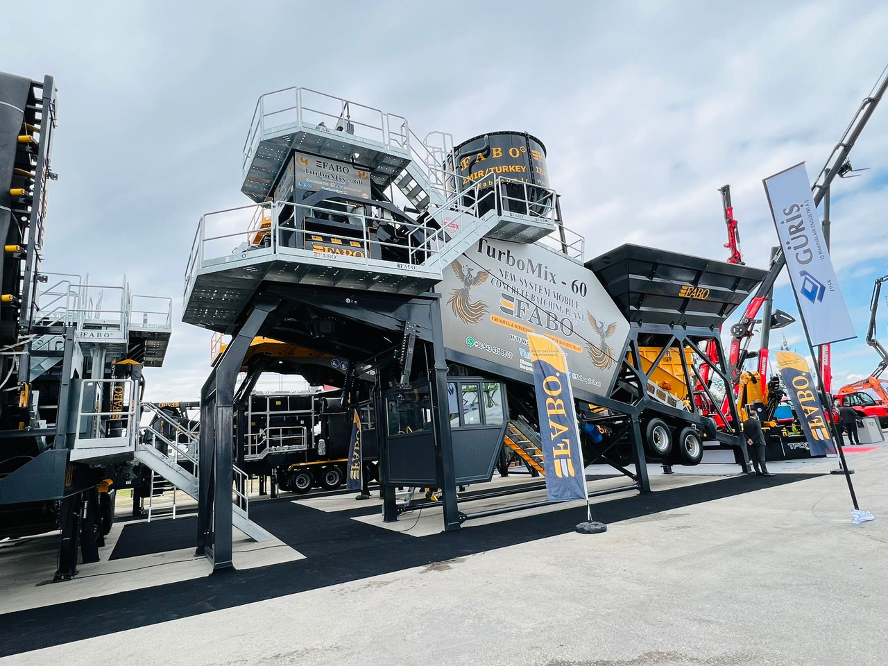 FABO mobile concrete batching plant - Betoniasema: kuva FABO mobile concrete batching plant - Betoniasema FABO mobile concrete batching plant - Betoniasema: kuva FABO mobile concrete batching plant - Betoniasema