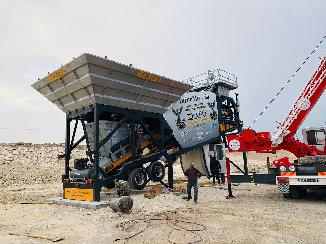 FABO mobile concrete batching plant - Betoniasema: kuva FABO mobile concrete batching plant - Betoniasema FABO mobile concrete batching plant - Betoniasema: kuva FABO mobile concrete batching plant - Betoniasema