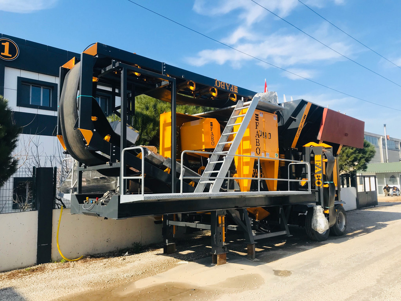 FABO mobile jaw crusher - Leukamurskain: kuva FABO mobile jaw crusher - Leukamurskain FABO mobile jaw crusher - Leukamurskain: kuva FABO mobile jaw crusher - Leukamurskain