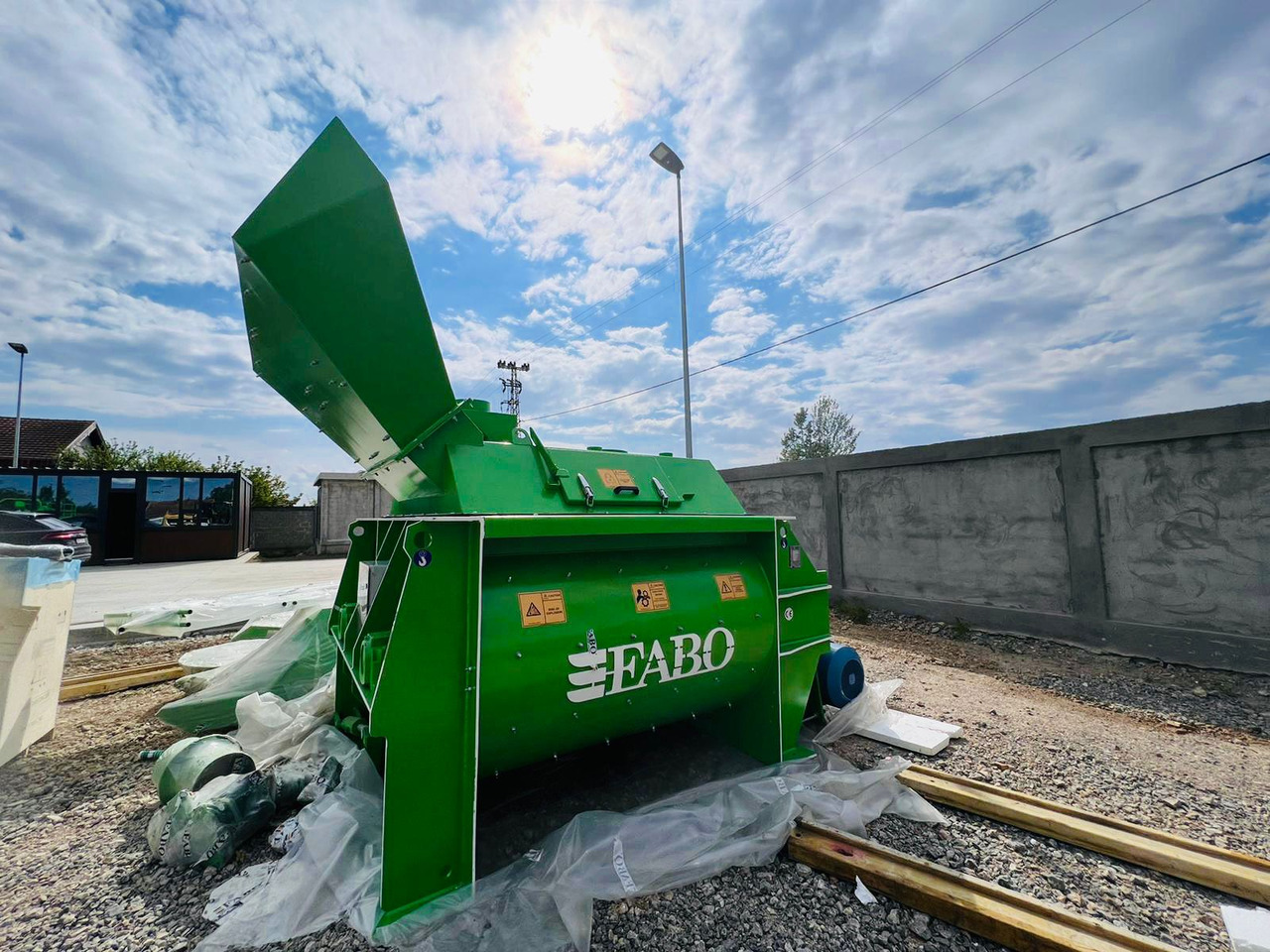 FABO twin shaft mixer - Betonimylly: kuva FABO twin shaft mixer - Betonimylly FABO twin shaft mixer - Betonimylly: kuva FABO twin shaft mixer - Betonimylly