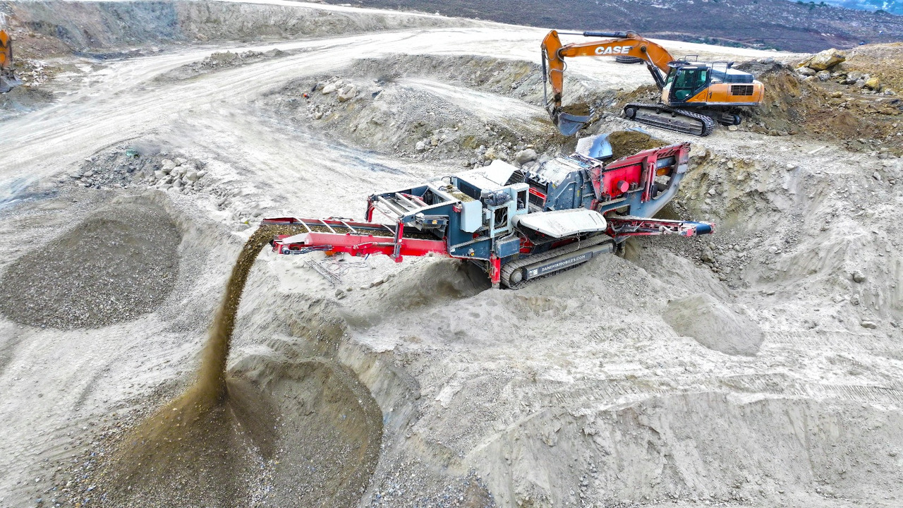 SANDVIK Mobile crusher - Mobiilimurskain: kuva SANDVIK Mobile crusher - Mobiilimurskain SANDVIK Mobile crusher - Mobiilimurskain: kuva SANDVIK Mobile crusher - Mobiilimurskain
