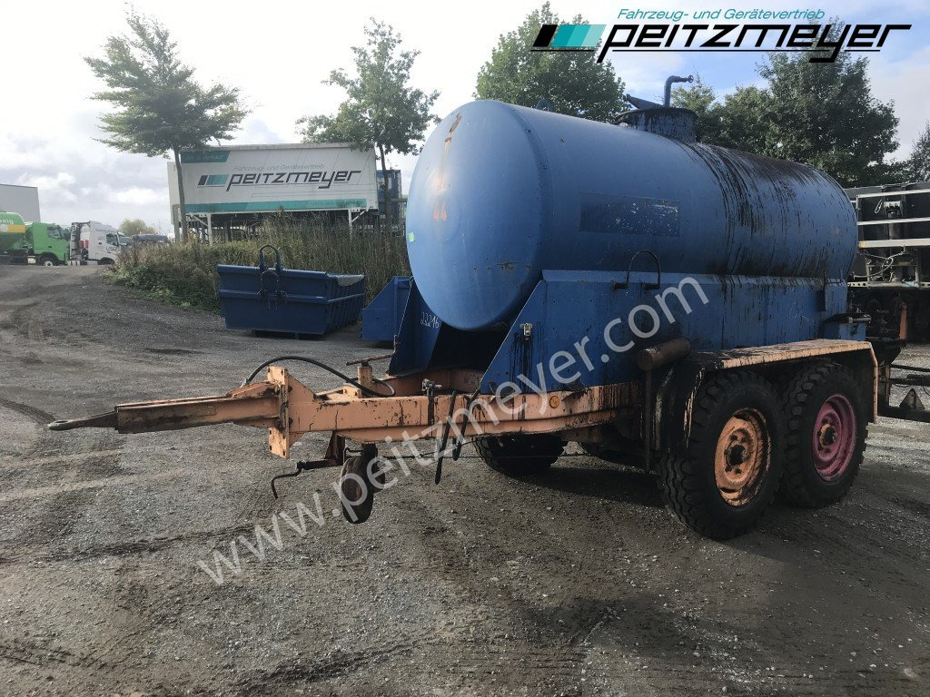 BATHE TANDEMANHÄNGER Bitum / Teerkocher 3,5 m³ Hatz Diesel-Motor 1 B 40 - Bitumin levittäjä: kuva BATHE TANDEMANHÄNGER Bitum / Teerkocher 3,5 m³ Hatz Diesel-Motor 1 B 40 - Bitumin levittäjä BATHE TANDEMANHÄNGER Bitum / Teerkocher 3,5 m³ Hatz Diesel-Motor 1 B 40 - Bitumin levittäjä: kuva BATHE TANDEMANHÄNGER Bitum / Teerkocher 3,5 m³ Hatz Diesel-Motor 1 B 40 - Bitumin levittäjä