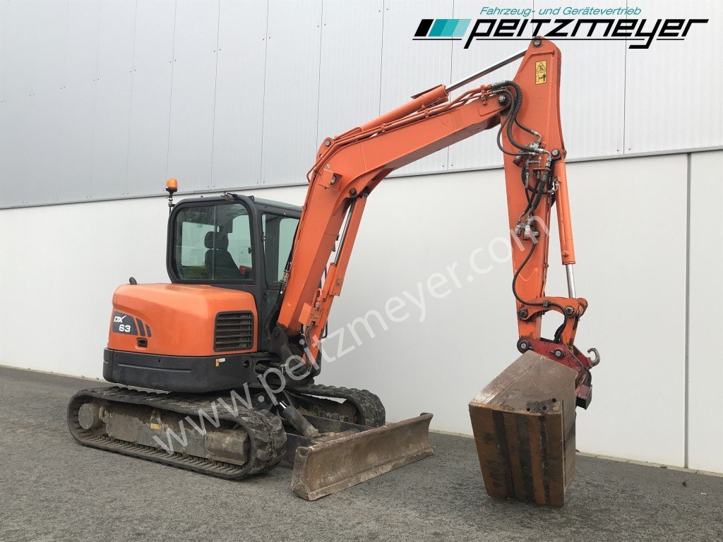 Doosan Kettenbagger DX 63-3 PowerTilt 070 , MS 03, mehrfach vorhanden - Minikuormaaja: kuva Doosan Kettenbagger DX 63-3 PowerTilt 070 , MS 03, mehrfach vorhanden - Minikuormaaja Doosan Kettenbagger DX 63-3 PowerTilt 070 , MS 03, mehrfach vorhanden - Minikuormaaja: kuva Doosan Kettenbagger DX 63-3 PowerTilt 070 , MS 03, mehrfach vorhanden - Minikuormaaja