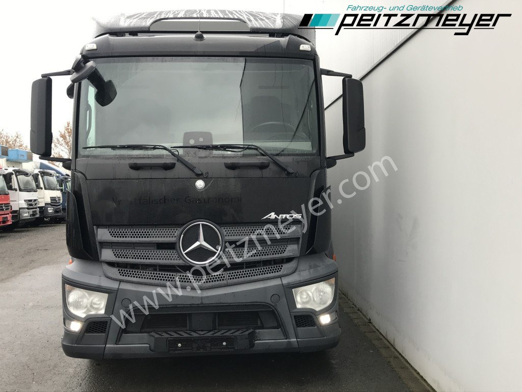 MERCEDES-BENZ Antos 2543 LL Getränke Schiebeplane Retarder, 2 x AHK, LBW 2 t., Lenkachse - Juomien kuljetukseen kuorma-auto: kuva  MERCEDES-BENZ Antos 2543 LL Getränke Schiebeplane Retarder, 2 x AHK, LBW 2 t., Lenkachse - Juomien kuljetukseen kuorma-auto MERCEDES-BENZ Antos 2543 LL Getränke Schiebeplane Retarder, 2 x AHK, LBW 2 t., Lenkachse - Juomien kuljetukseen kuorma-auto: kuva  MERCEDES-BENZ Antos 2543 LL Getränke Schiebeplane Retarder, 2 x AHK, LBW 2 t., Lenkachse - Juomien kuljetukseen kuorma-auto