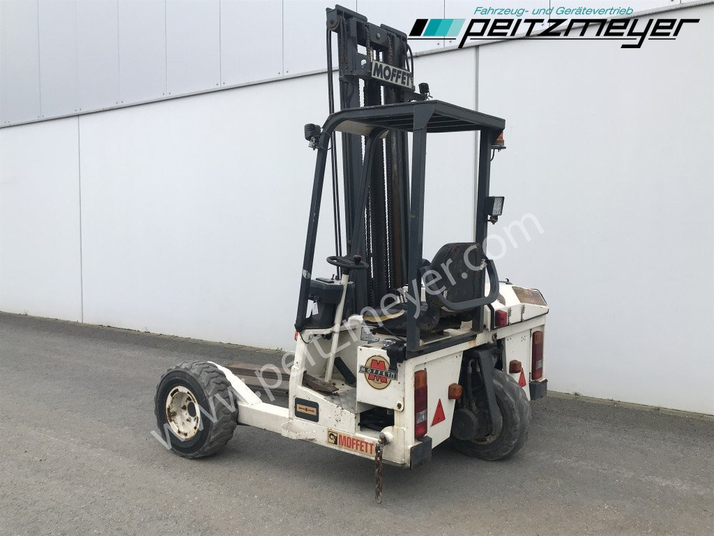 Moffett Mitnahmestapler M 2003 STM Allrad - Ajoneuvotrukki: kuva Moffett Mitnahmestapler M 2003 STM Allrad - Ajoneuvotrukki Moffett Mitnahmestapler M 2003 STM Allrad - Ajoneuvotrukki: kuva Moffett Mitnahmestapler M 2003 STM Allrad - Ajoneuvotrukki