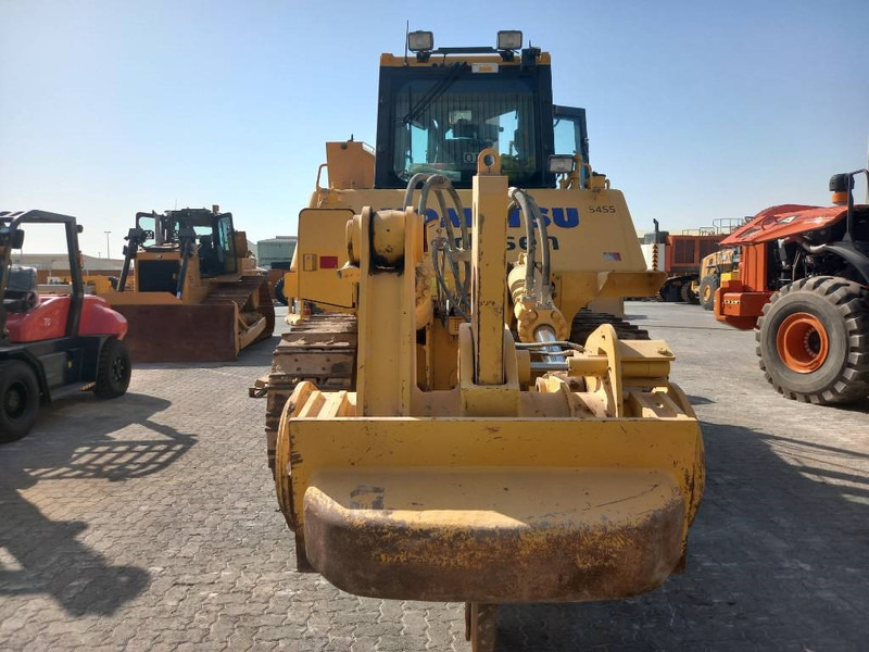 Komatsu D155A-6R (4 Pcs available in Abu Dhabi) - Puskutraktori: kuva Komatsu D155A-6R (4 Pcs available in Abu Dhabi) - Puskutraktori Komatsu D155A-6R (4 Pcs available in Abu Dhabi) - Puskutraktori: kuva Komatsu D155A-6R (4 Pcs available in Abu Dhabi) - Puskutraktori