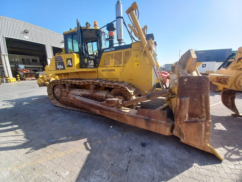 Komatsu D155A-6R (4 Pcs available in Abu Dhabi) - Puskutraktori: kuva Komatsu D155A-6R (4 Pcs available in Abu Dhabi) - Puskutraktori Komatsu D155A-6R (4 Pcs available in Abu Dhabi) - Puskutraktori: kuva Komatsu D155A-6R (4 Pcs available in Abu Dhabi) - Puskutraktori