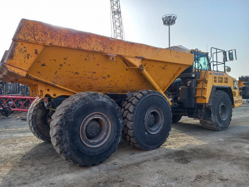 Komatsu HM400-3R (4 pcs available in Abu Dhabi) - Nivelkippiauto: kuva Komatsu HM400-3R (4 pcs available in Abu Dhabi) - Nivelkippiauto Komatsu HM400-3R (4 pcs available in Abu Dhabi) - Nivelkippiauto: kuva Komatsu HM400-3R (4 pcs available in Abu Dhabi) - Nivelkippiauto