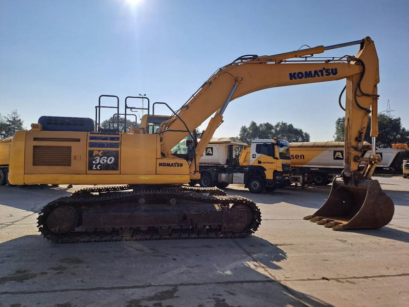 Komatsu PC360LC-10 - Telakaivukone: kuva Komatsu PC360LC-10 - Telakaivukone Komatsu PC360LC-10 - Telakaivukone: kuva Komatsu PC360LC-10 - Telakaivukone