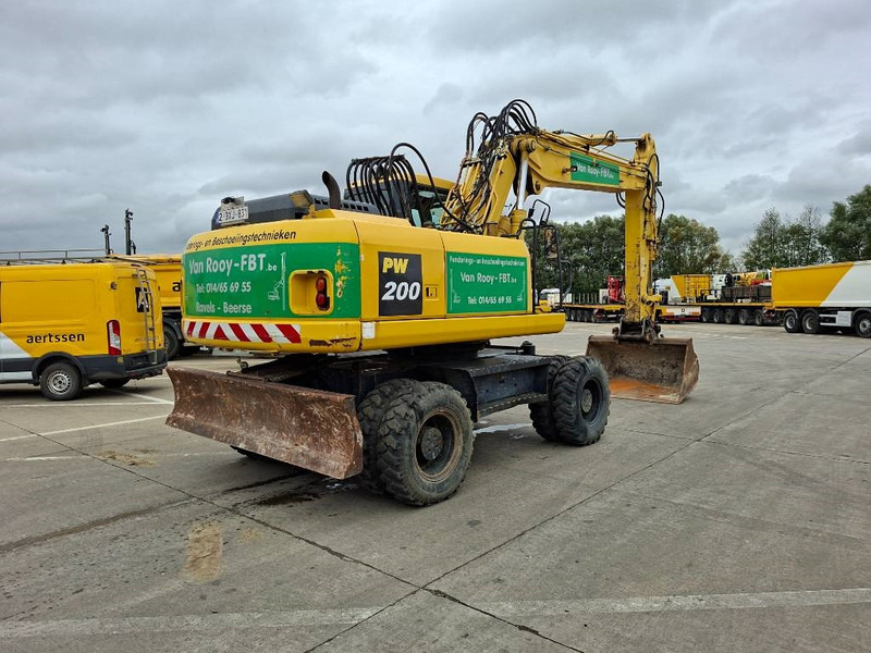 Komatsu PW 200-7H - Pyöräalustainen kaivinkone: kuva Komatsu PW 200-7H - Pyöräalustainen kaivinkone Komatsu PW 200-7H - Pyöräalustainen kaivinkone: kuva Komatsu PW 200-7H - Pyöräalustainen kaivinkone