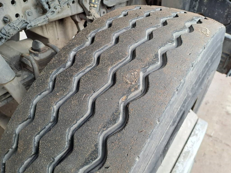 Vetopöytäauto Mercedes-Benz Arocs 2045: kuva Vetopöytäauto Mercedes-Benz Arocs 2045 Vetopöytäauto Mercedes-Benz Arocs 2045: kuva Vetopöytäauto Mercedes-Benz Arocs 2045