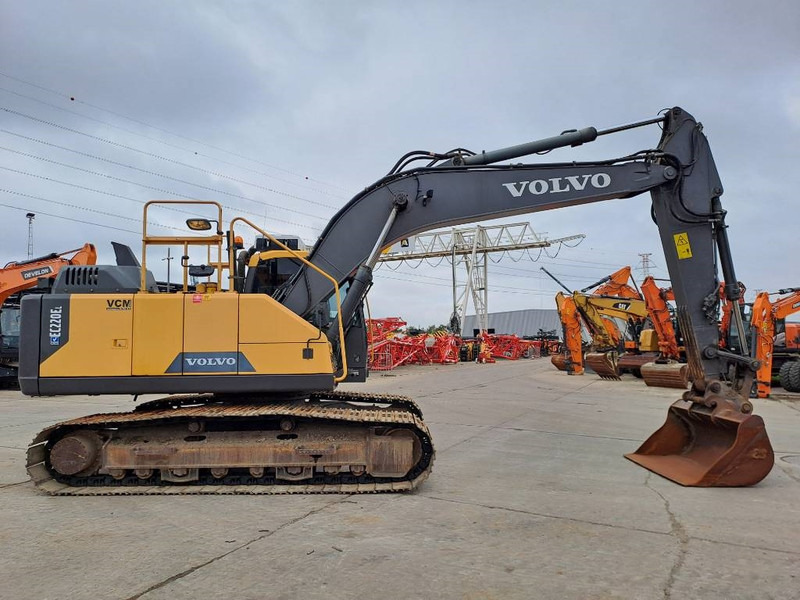 Volvo EC 220 EL (New Undercarriage) - Telakaivukone: kuva Volvo EC 220 EL (New Undercarriage) - Telakaivukone Volvo EC 220 EL (New Undercarriage) - Telakaivukone: kuva Volvo EC 220 EL (New Undercarriage) - Telakaivukone