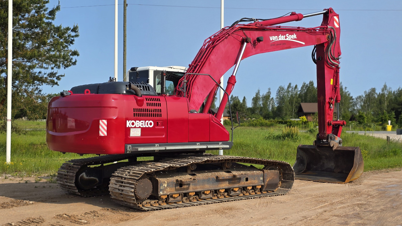 KOBELCO SK210LC-10 - Telakaivukone: kuva KOBELCO SK210LC-10 - Telakaivukone KOBELCO SK210LC-10 - Telakaivukone: kuva KOBELCO SK210LC-10 - Telakaivukone