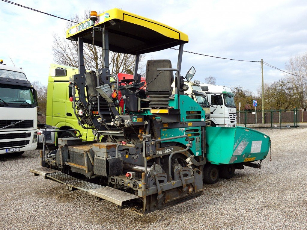 VÖGELE Super 1303-2 - Asfalttilevittimet: kuva VÖGELE Super 1303-2 - Asfalttilevittimet VÖGELE Super 1303-2 - Asfalttilevittimet: kuva VÖGELE Super 1303-2 - Asfalttilevittimet