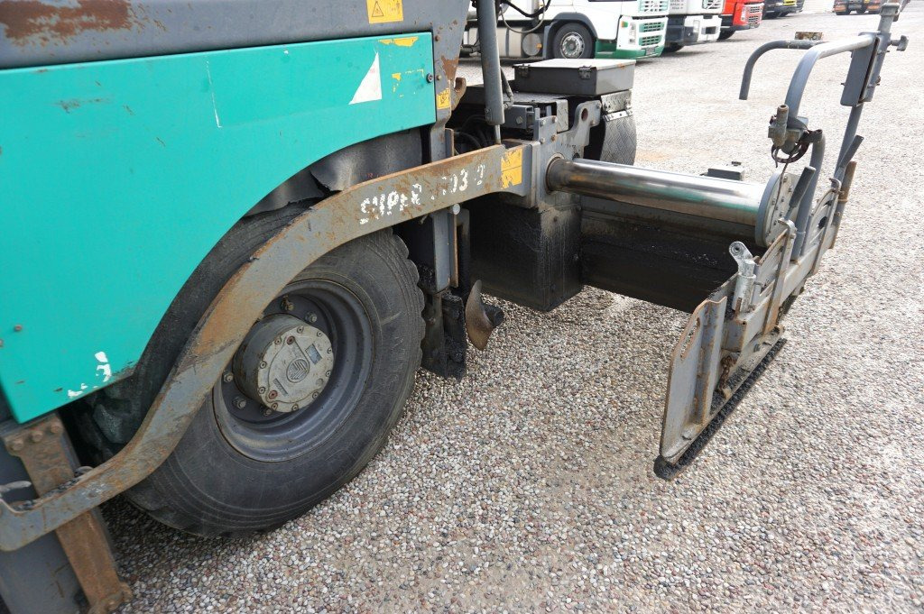 VÖGELE Super 1303-2 - Asfalttilevittimet: kuva VÖGELE Super 1303-2 - Asfalttilevittimet VÖGELE Super 1303-2 - Asfalttilevittimet: kuva VÖGELE Super 1303-2 - Asfalttilevittimet