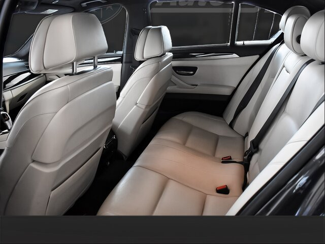 BMW 530d xDrive INDIVIDUAL CONNECTED DRIVE ECO PRO... - Sedan: kuva BMW 530d xDrive INDIVIDUAL CONNECTED DRIVE ECO PRO... - Sedan BMW 530d xDrive INDIVIDUAL CONNECTED DRIVE ECO PRO... - Sedan: kuva BMW 530d xDrive INDIVIDUAL CONNECTED DRIVE ECO PRO... - Sedan