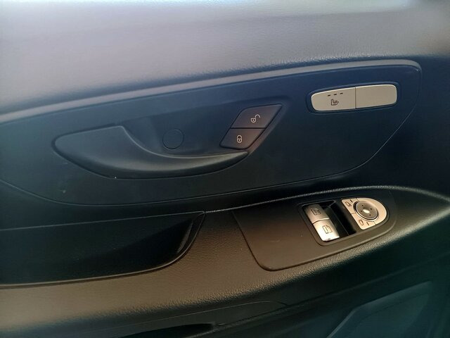 MERCEDES-BENZ Vito Kasten eVito 112 KA/FWD PARK+CLIMA... - Pieni pakettiauto, Sähköpakettiauto: kuva MERCEDES-BENZ Vito Kasten eVito 112 KA/FWD PARK+CLIMA... - Pieni pakettiauto, Sähköpakettiauto MERCEDES-BENZ Vito Kasten eVito 112 KA/FWD PARK+CLIMA... - Pieni pakettiauto, Sähköpakettiauto: kuva MERCEDES-BENZ Vito Kasten eVito 112 KA/FWD PARK+CLIMA... - Pieni pakettiauto, Sähköpakettiauto