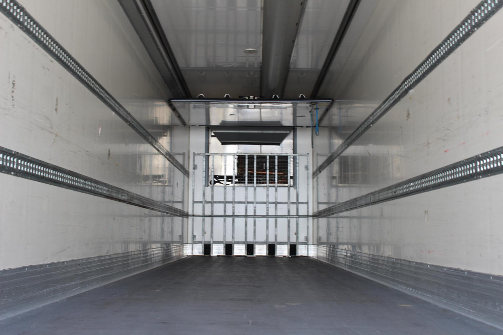 Chereau TK SLXe Spectrum 2,65h Bi-Multi-Temp. TW LBW - Refrigeraattori puoliperävaunu: kuva Chereau TK SLXe Spectrum 2,65h Bi-Multi-Temp. TW LBW - Refrigeraattori puoliperävaunu Chereau TK SLXe Spectrum 2,65h Bi-Multi-Temp. TW LBW - Refrigeraattori puoliperävaunu: kuva Chereau TK SLXe Spectrum 2,65h Bi-Multi-Temp. TW LBW - Refrigeraattori puoliperävaunu