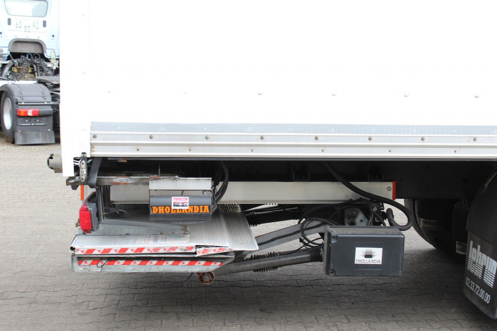 Daf CF 340 E6 Koffer 8,5m Klima LDW Rolltor LBW - Umpikori kuorma-auto: kuva Daf CF 340 E6 Koffer 8,5m Klima LDW Rolltor LBW - Umpikori kuorma-auto Daf CF 340 E6 Koffer 8,5m Klima LDW Rolltor LBW - Umpikori kuorma-auto: kuva Daf CF 340 E6 Koffer 8,5m Klima LDW Rolltor LBW - Umpikori kuorma-auto